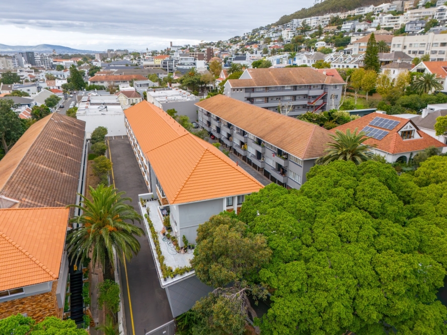 1 Bedroom Property for Sale in Three Anchor Bay Western Cape
